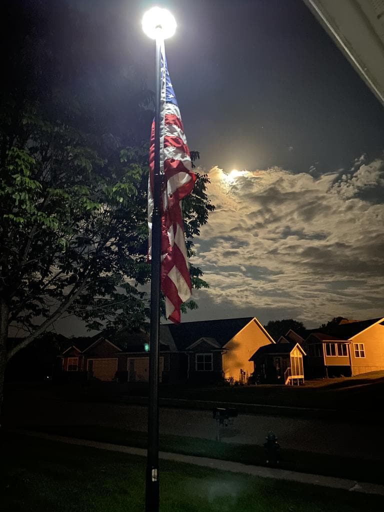 TelePatriot 800 Series Solar Flagpole Light - 200 LED Waterproof IP65