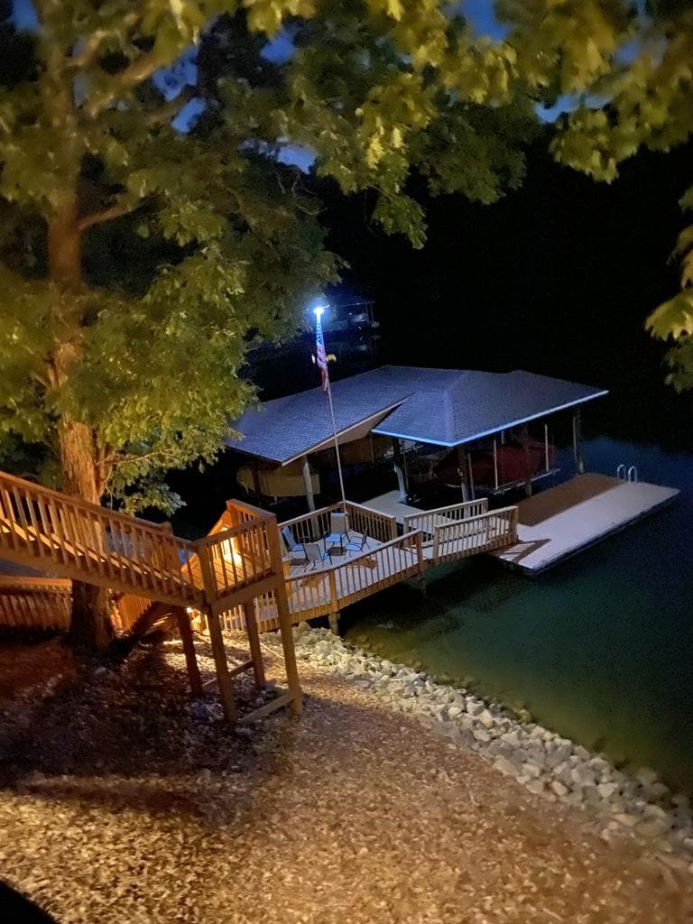 TelePatriot 800 Series Solar Flagpole Light - 200 LED Waterproof IP65